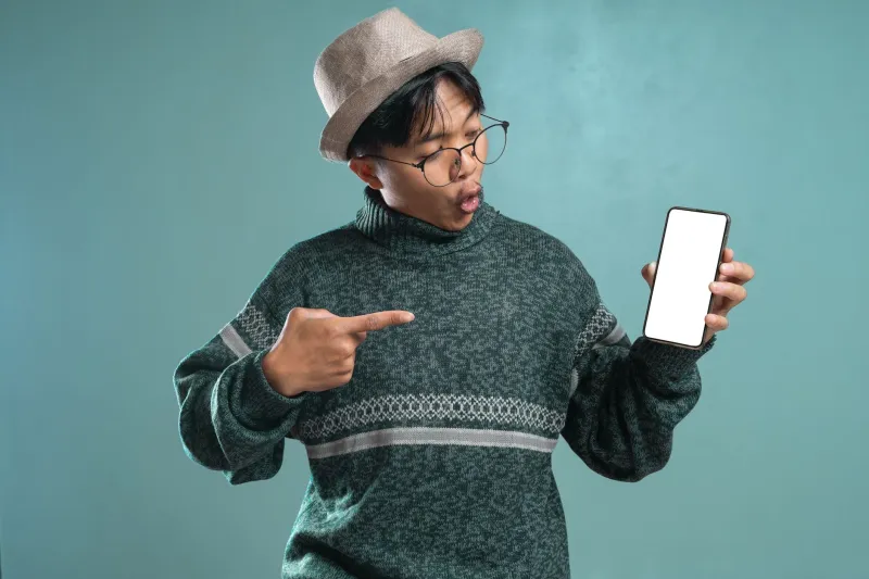 Aquele Perfil Incrível Pode Ser uma Mentira Bem Embalada: Como Identificar Personas Falsas nos Apps